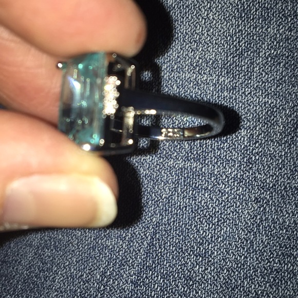 Aquamarine Ring - Picture 5 of 7